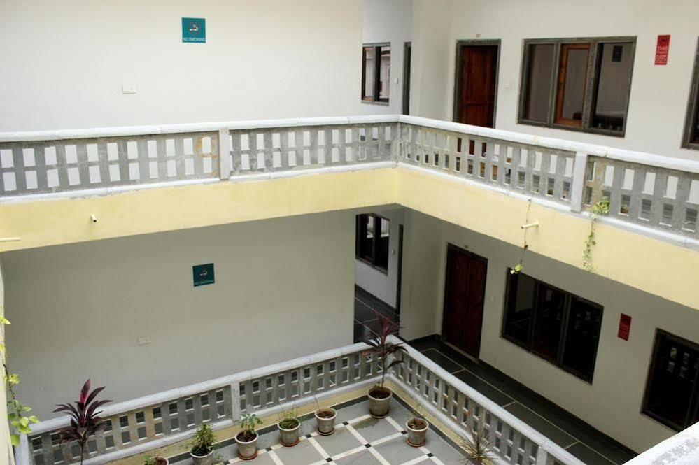 Oyo 1159 Hotel Chandra Prakash Udaipur Exterior foto
